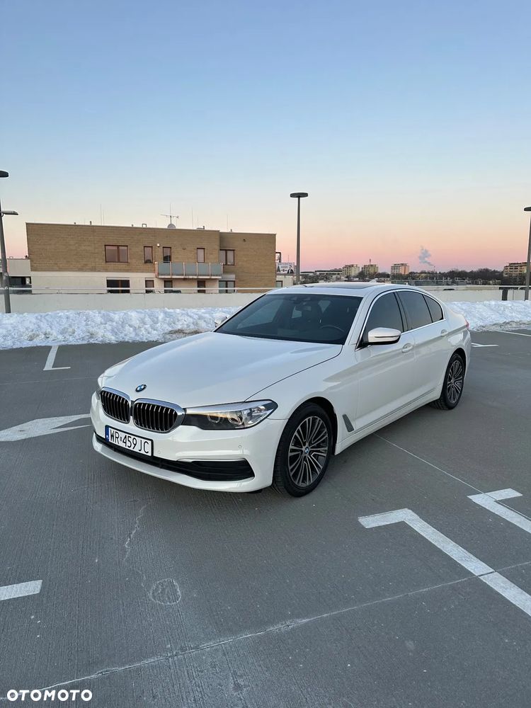 BMW Seria 5 530i xDrive Sport Line - 3