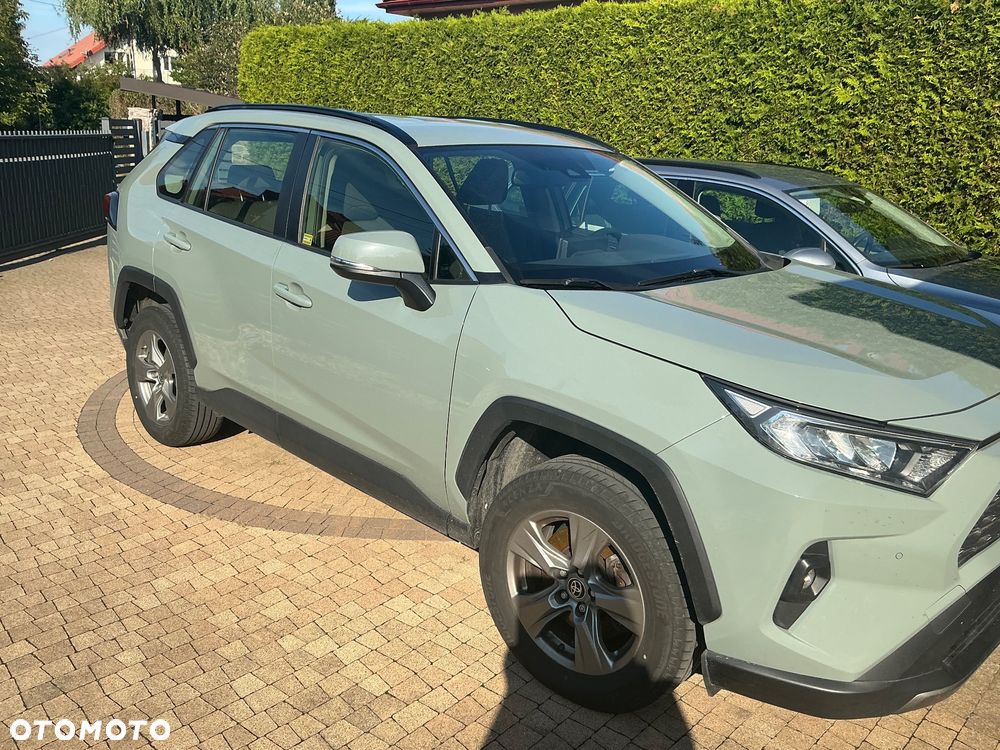 Toyota RAV4 - 5