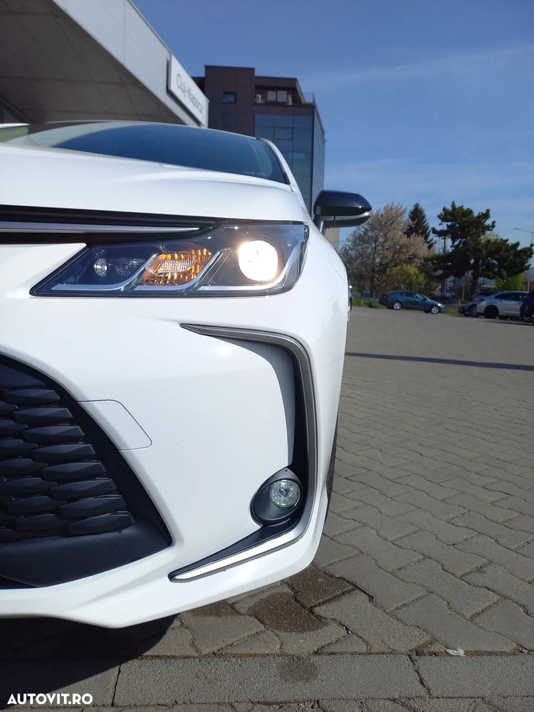 Toyota Corolla 1.8 HSD Eco - 28