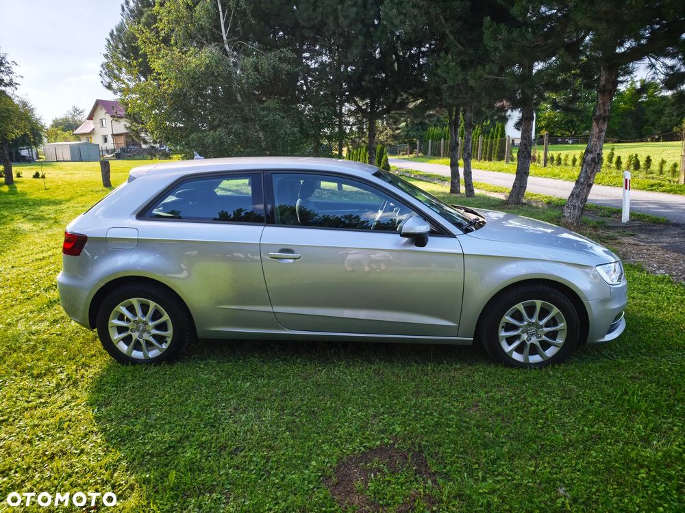 Audi A3 3-drzwiowe 1.6 TDI - 8