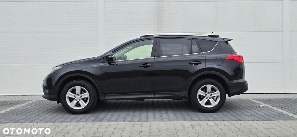 Toyota RAV4 2.0 D-4D Active 4x2 - 19