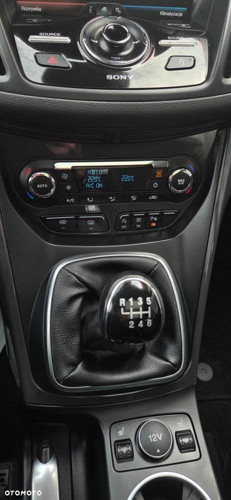 Ford Kuga 2.0 TDCi 2x4 Titanium - 27