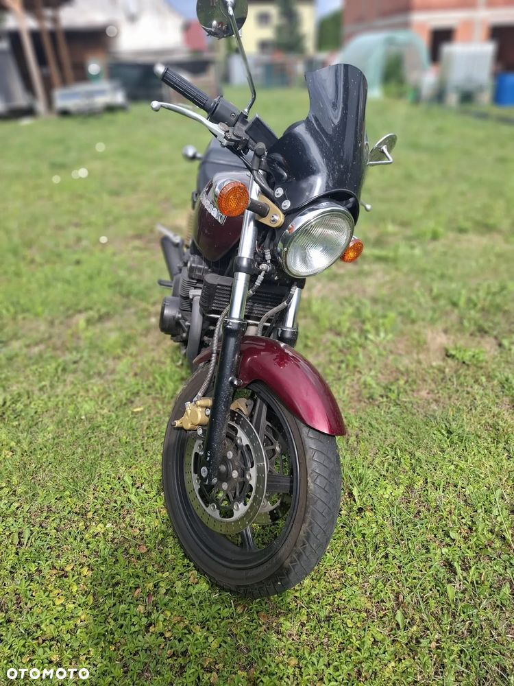 Kawasaki Zephyr - 11