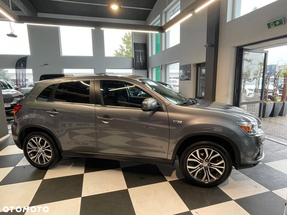 Mitsubishi ASX - 4