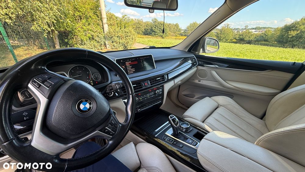 BMW X5 xDrive25d - 17