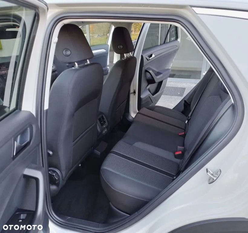 Volkswagen T-Roc - 7