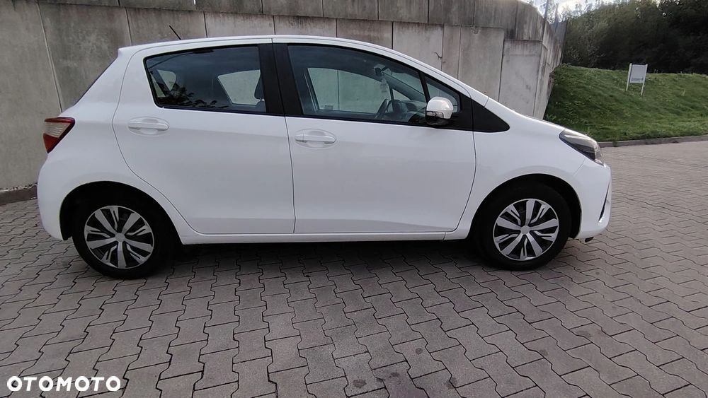 Toyota Yaris - 15