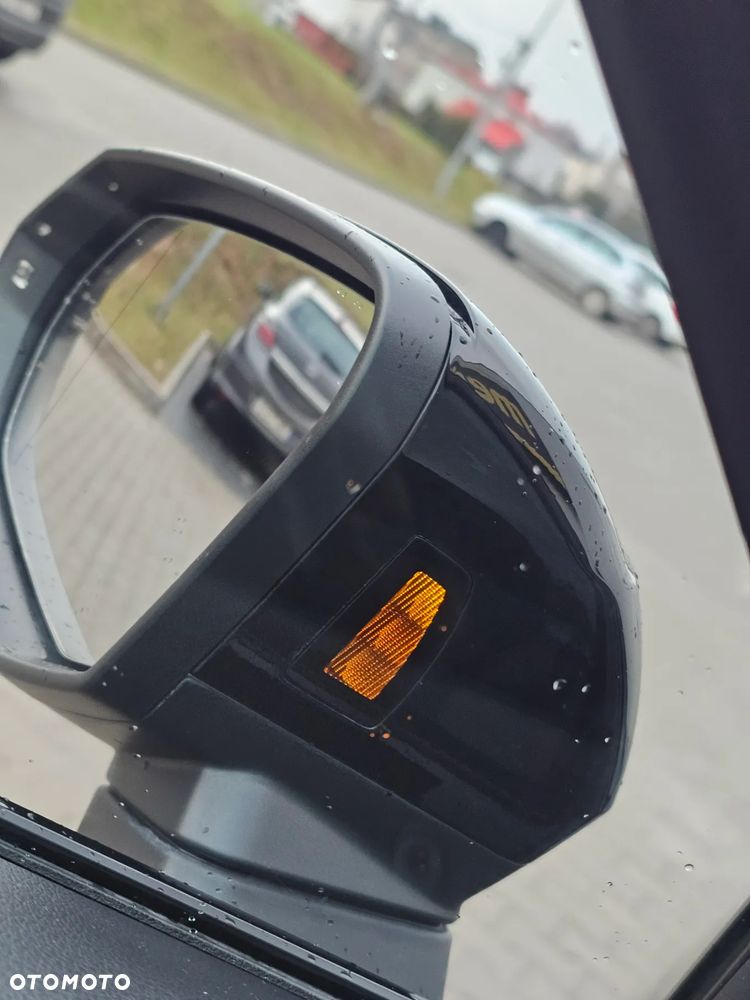 Audi Q3 Sportback 35 TDI quattro S tronic S line - 39