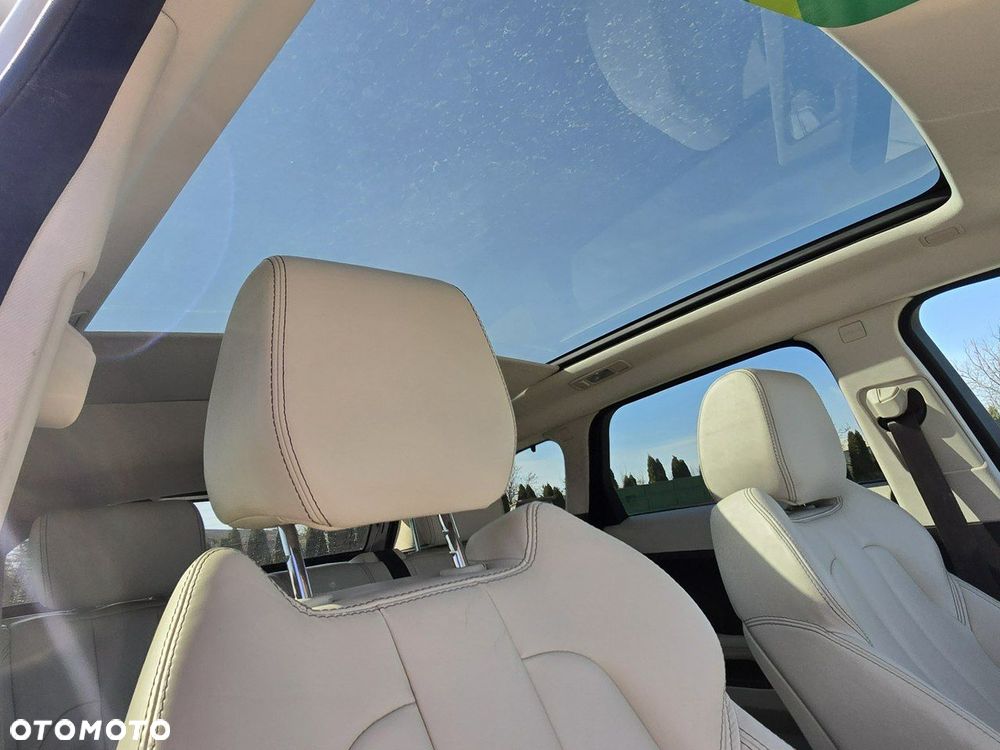 Land Rover Range Rover Evoque - 23