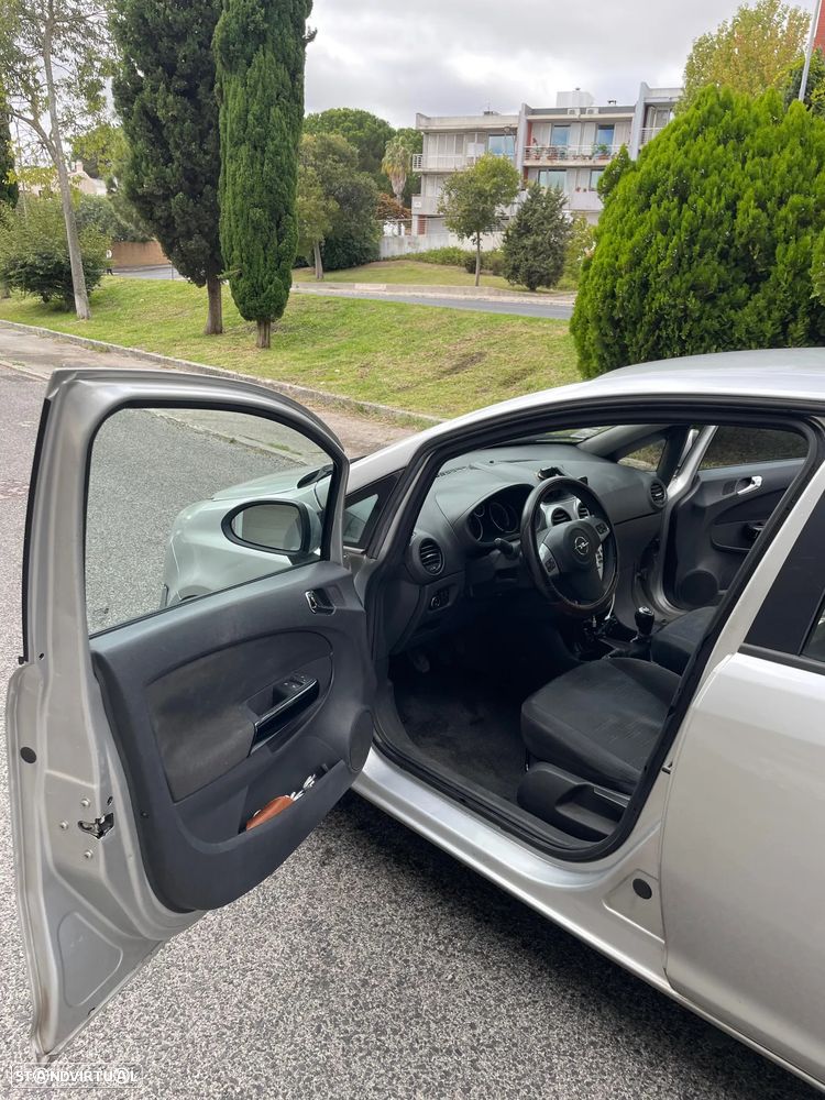 Opel Corsa - 28