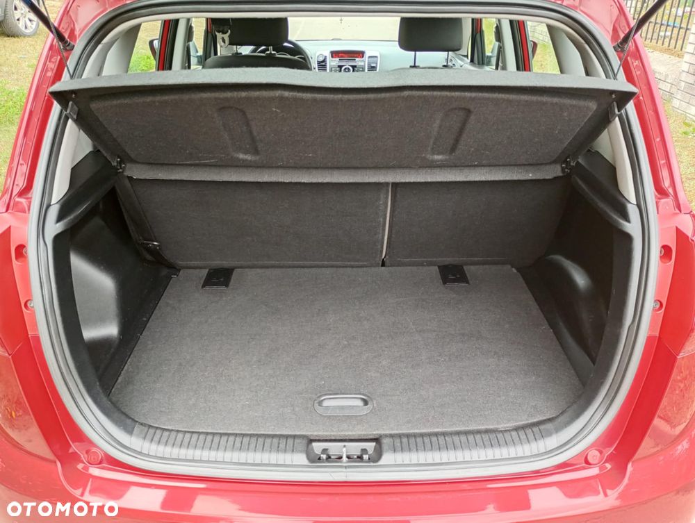 Kia Venga 1.4 M - 23