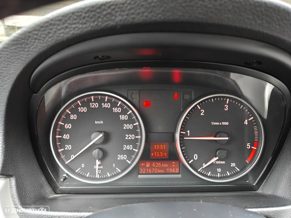 BMW 320 d Touring - 26