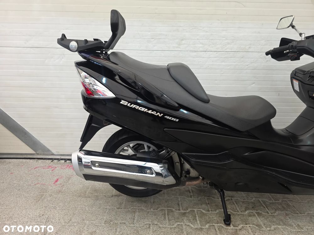 Suzuki Burgman - 12