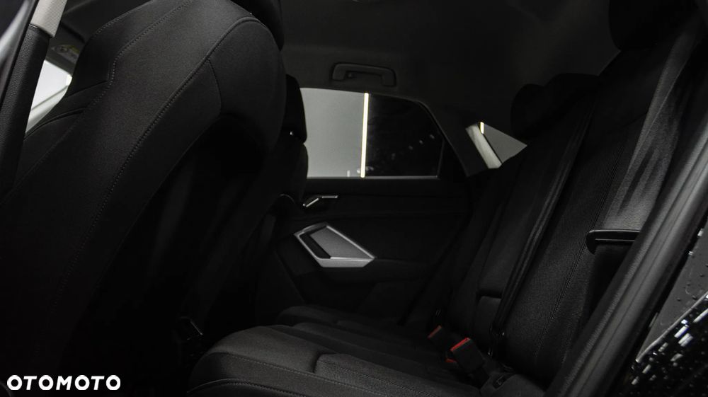 Audi Q3 Sportback 35 TFSI S tronic S line - 17