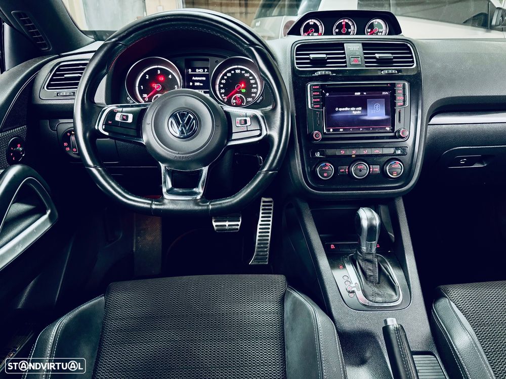 VW Scirocco 2.0 TDI (Blue Motion Technologie) DSG - 9