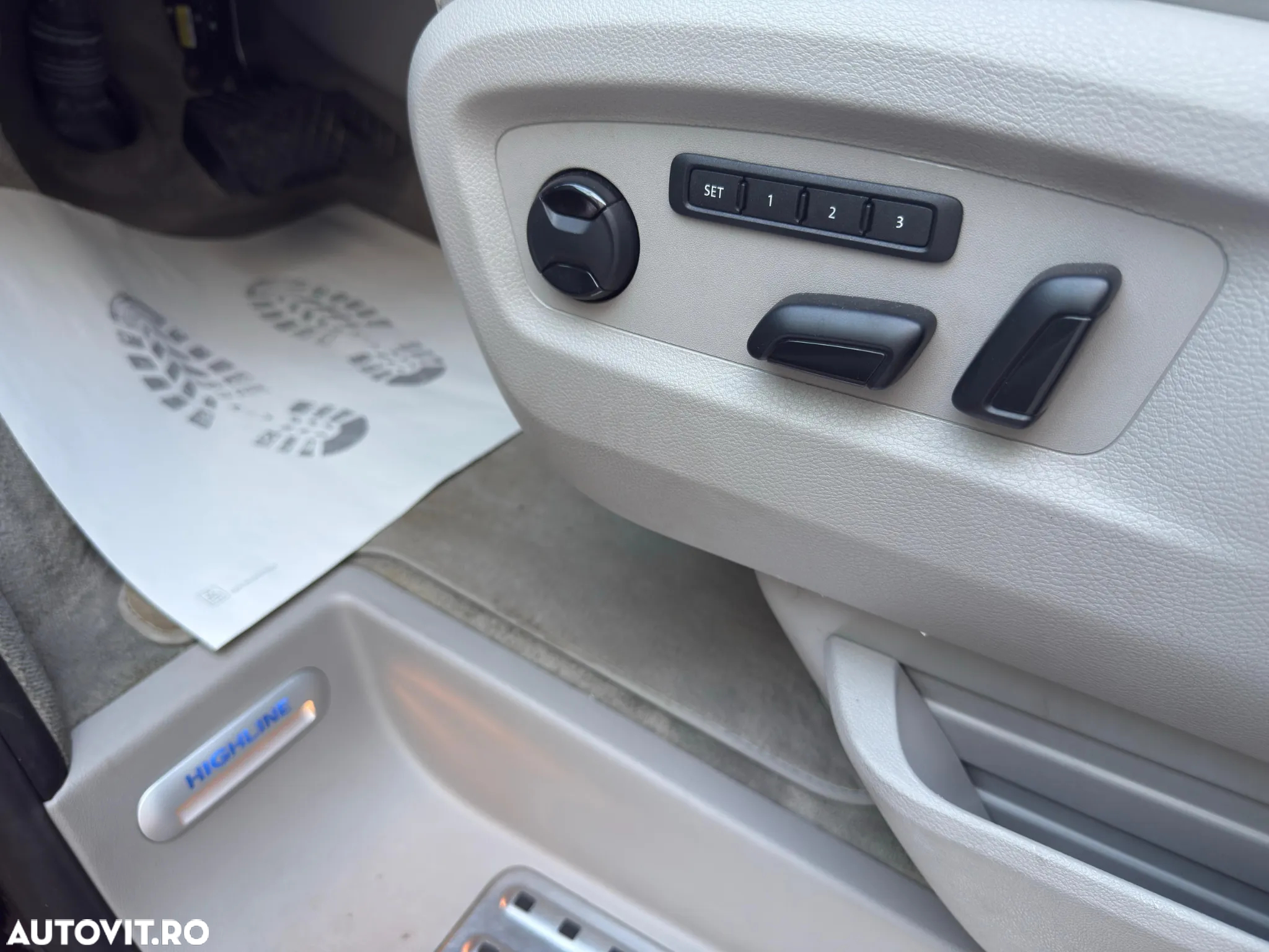 Volkswagen Multivan - 16