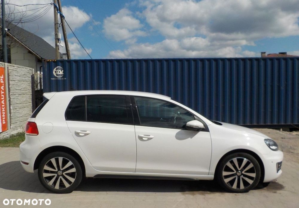 Volkswagen Golf - 15