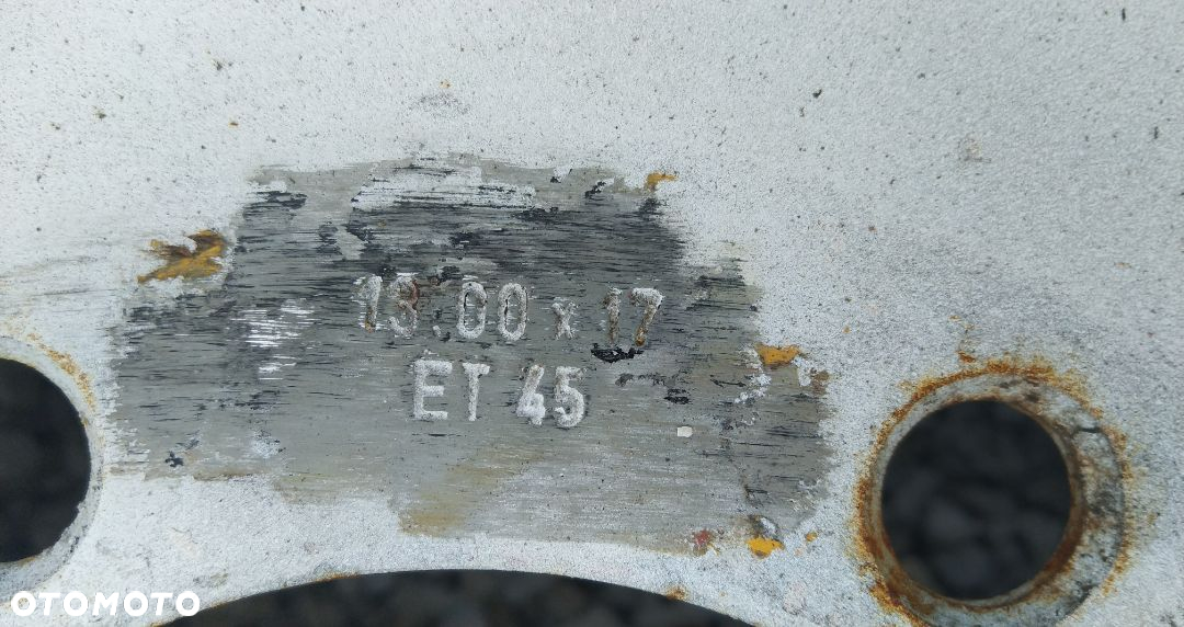 Felga 13 x 17 Cale [et 45,1 35 07,mefro 44443 102][Op 7106] - 9
