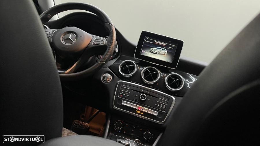 Mercedes-Benz CLA 200 Shooting Brake d 7G-DCT UrbanStyle Edition - 27