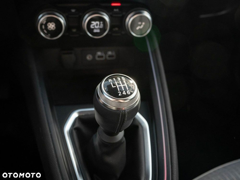 Renault Clio - 16