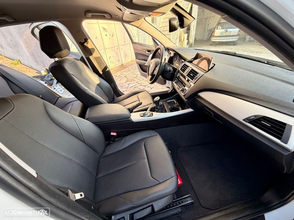 BMW 116 d Line Sport - 13