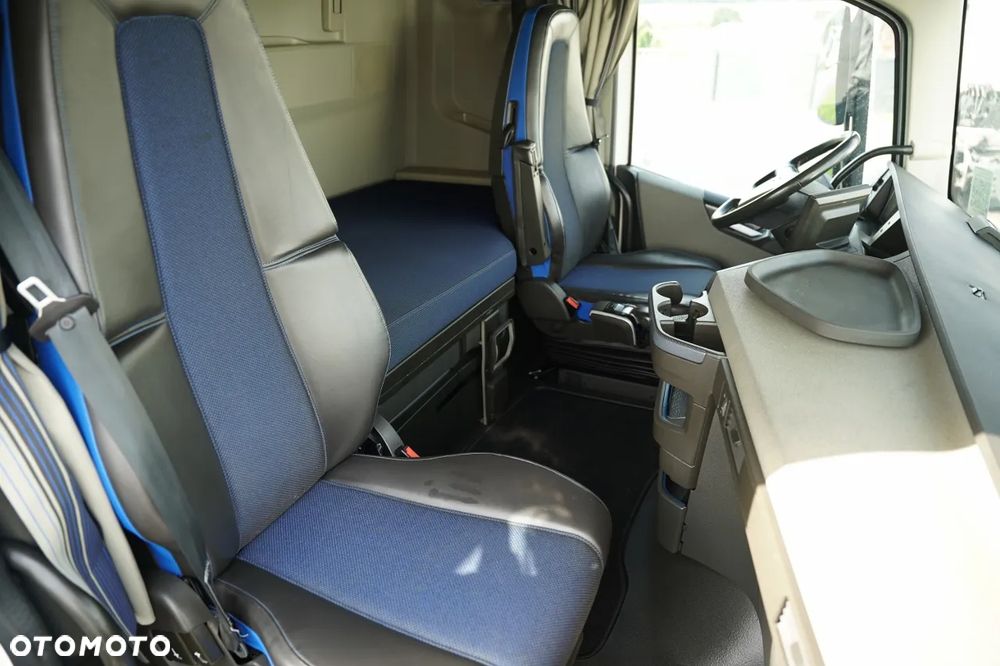 Volvo FH 460 / XXL I-SHIFT / 2023 R / EURO 6 - 37