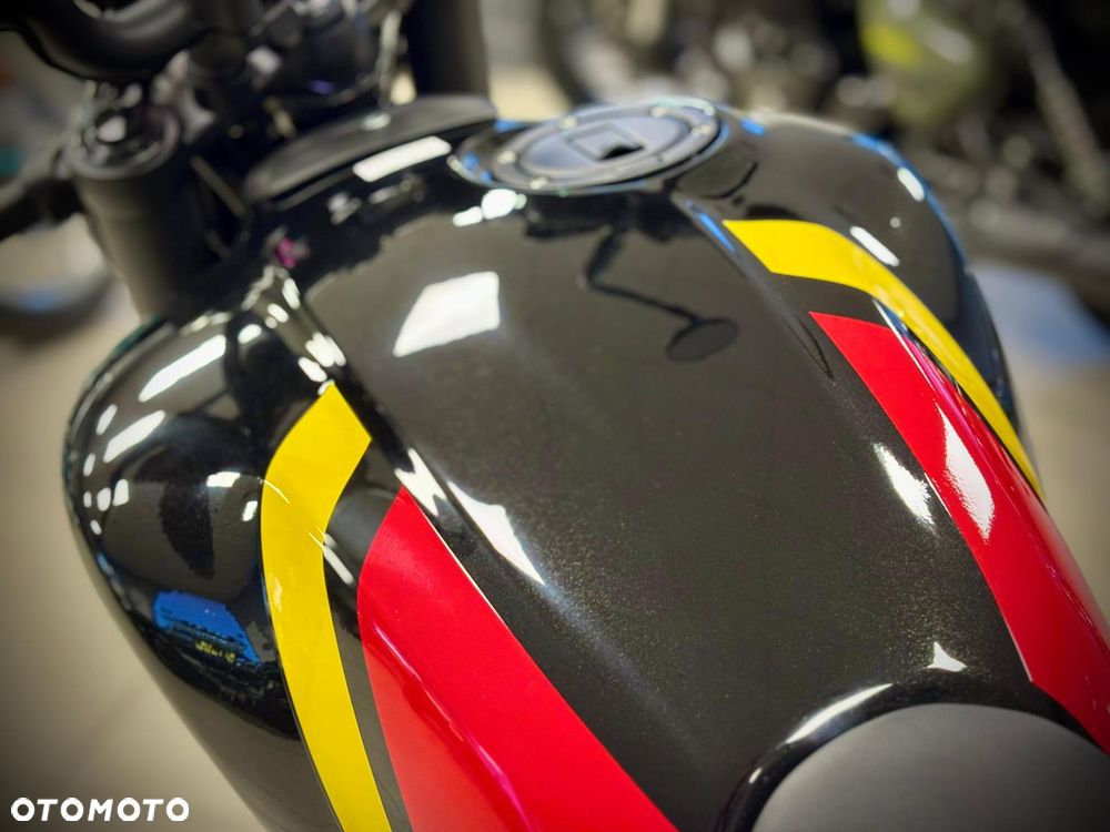 Royal Enfield Guerrilla - 4