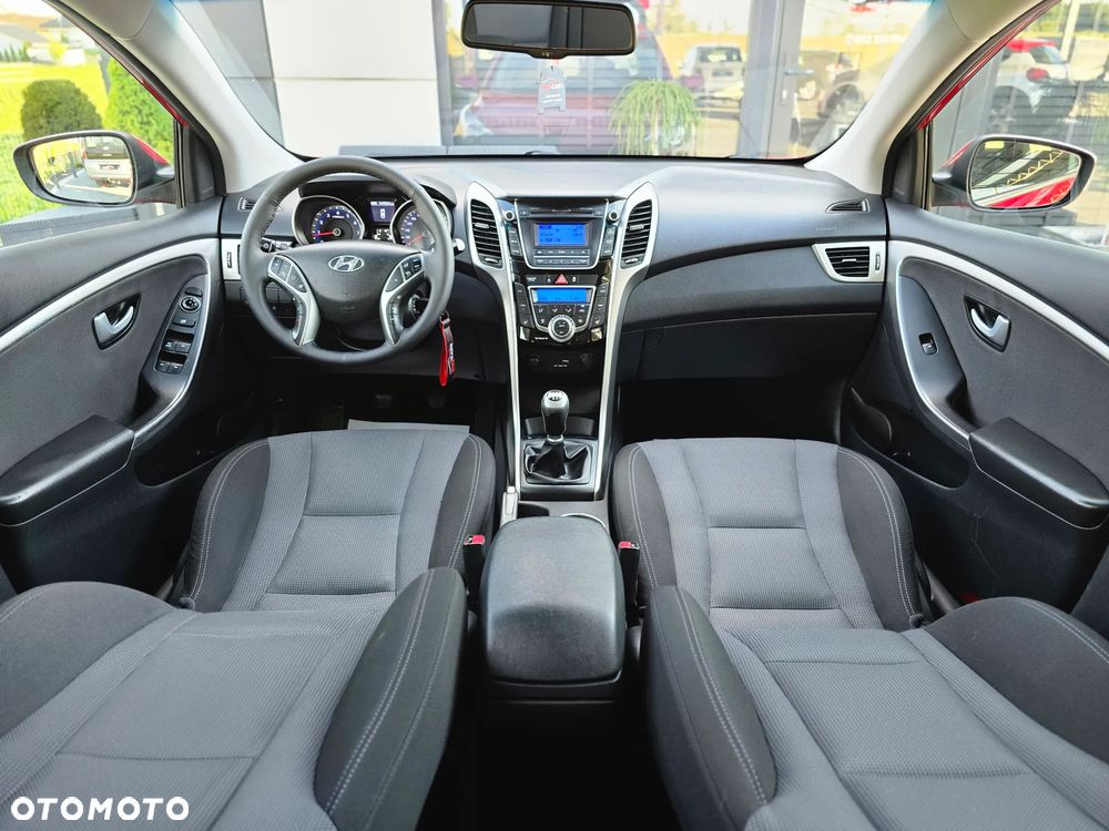 Hyundai i30 blue 1.6 GDI Passion - 25