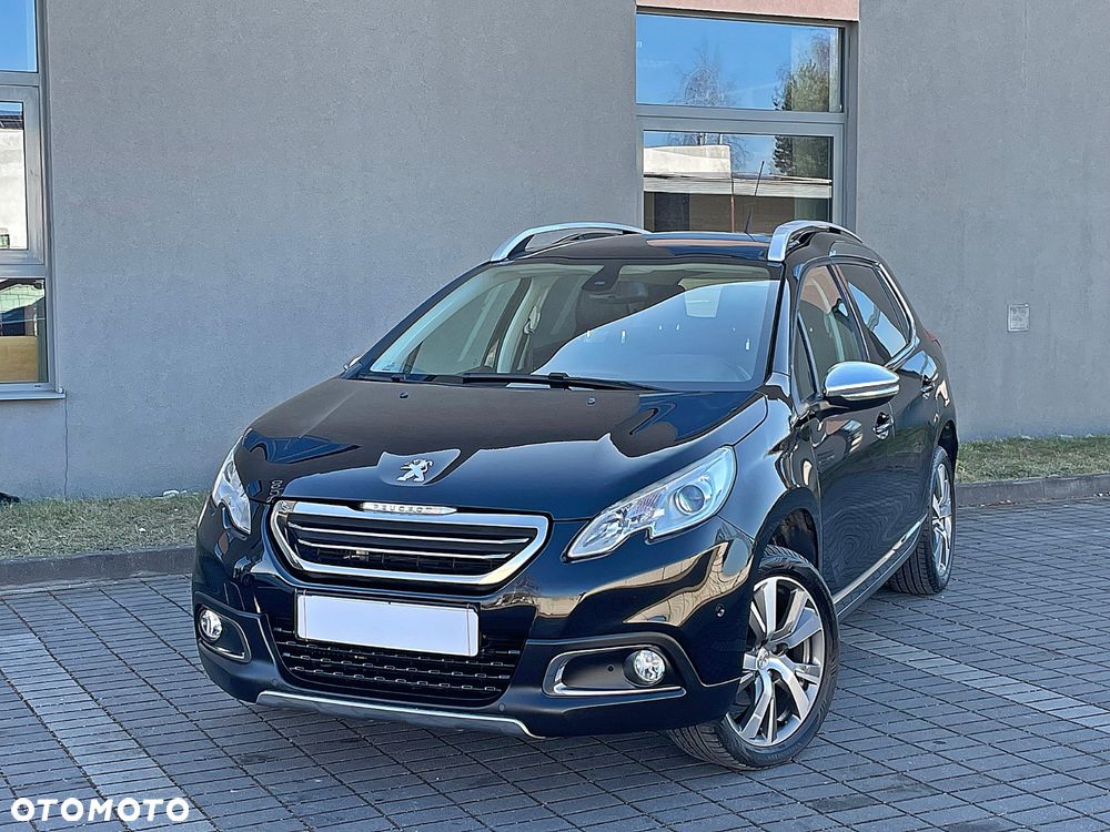 Peugeot 2008 PureTech 130 GPF Black Edition - 5
