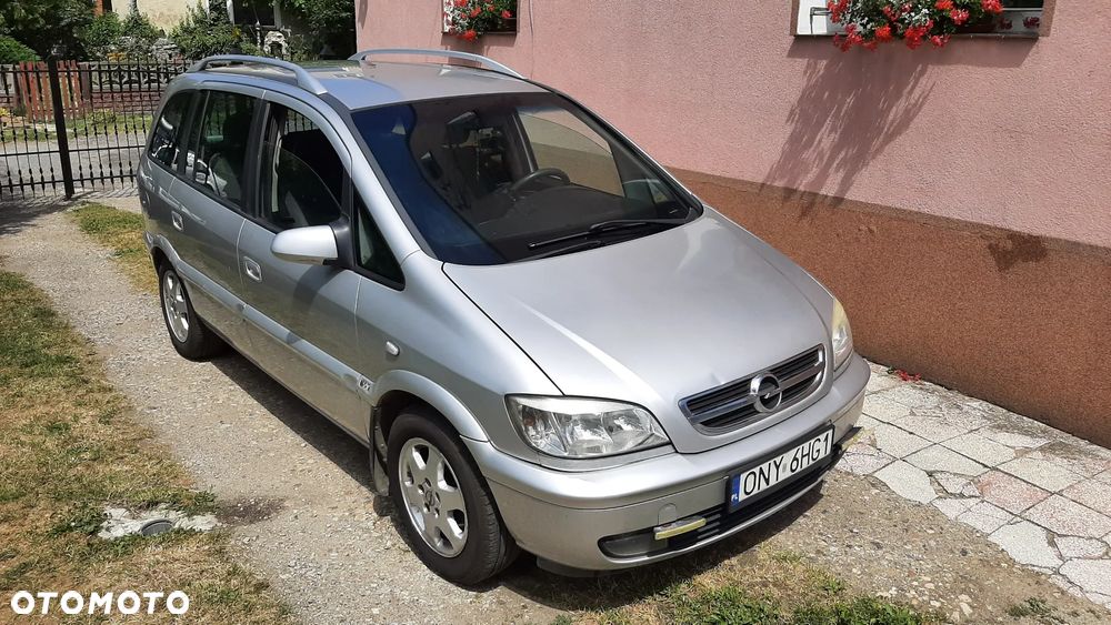 Opel Zafira 1.8 16V Comfort - 3