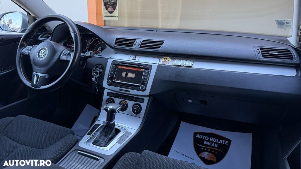Volkswagen Passat - 13