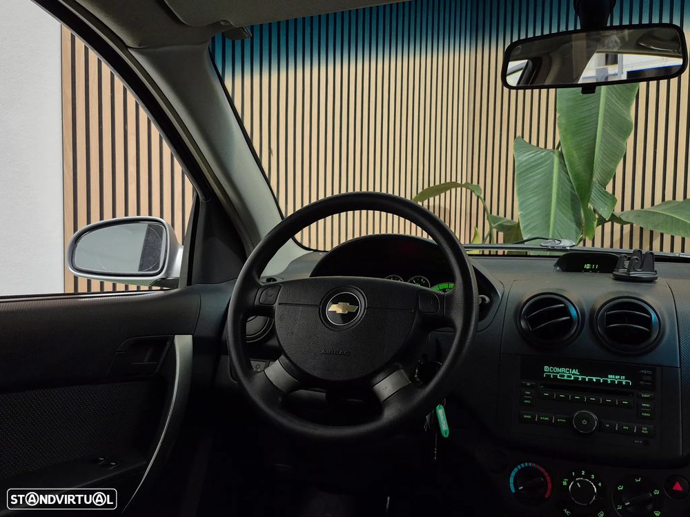 Chevrolet Aveo 1.2 LS - 20