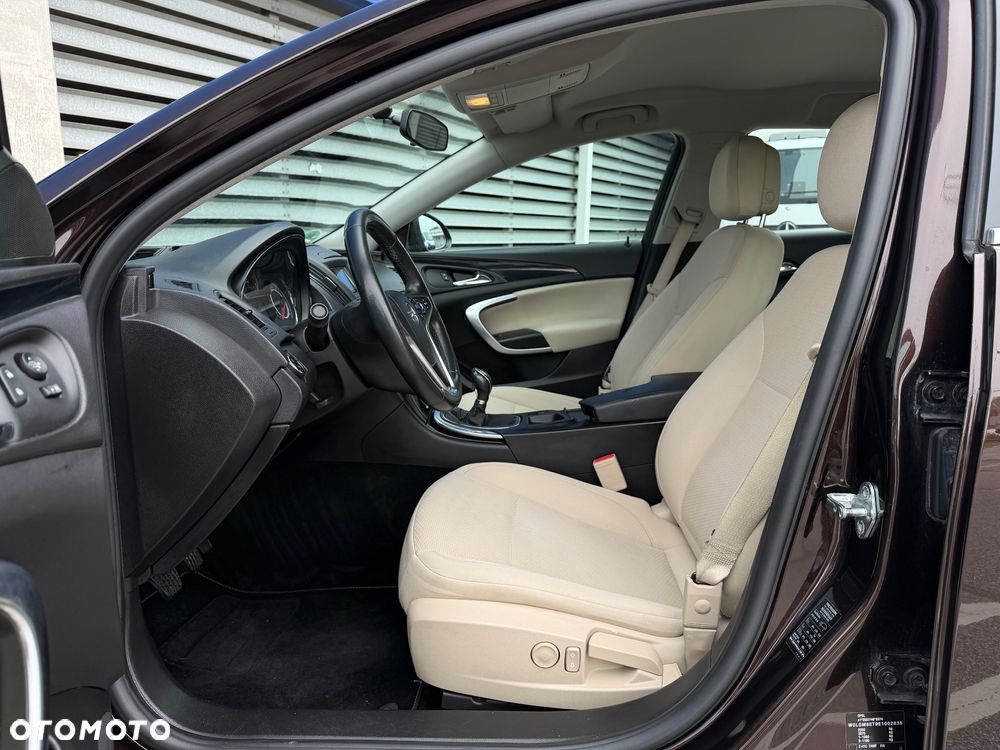 Opel Insignia 1.6 T Edition S&S - 10