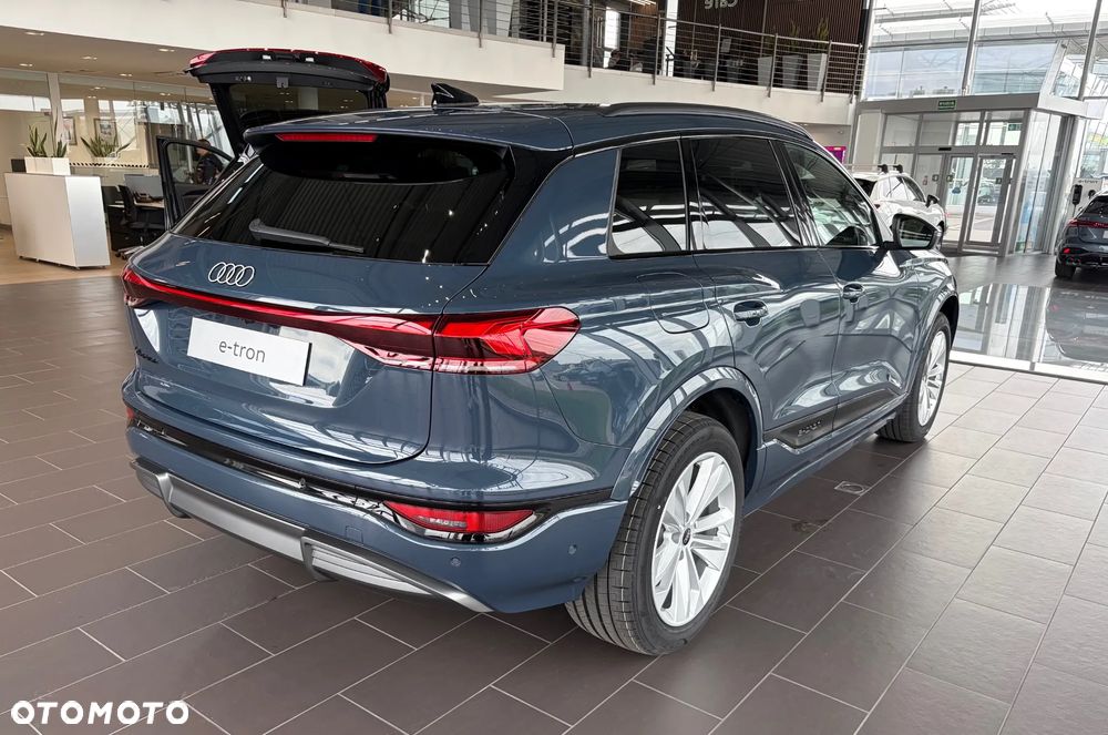 Audi Q6 e-tron - 8