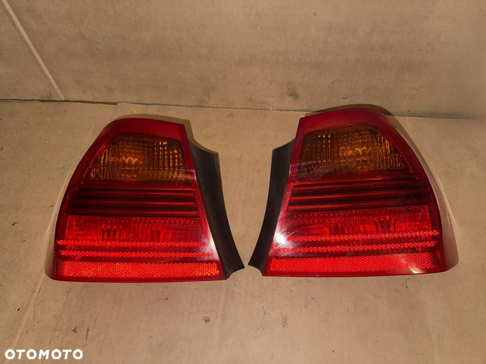 Lampa tylna BMW 3 E90 prawa lewa 6937457 6937458 OE - 1