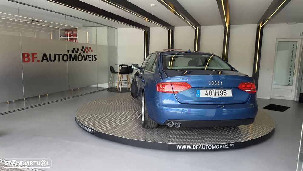 Audi A4 2.0 TDI multitronic - 18