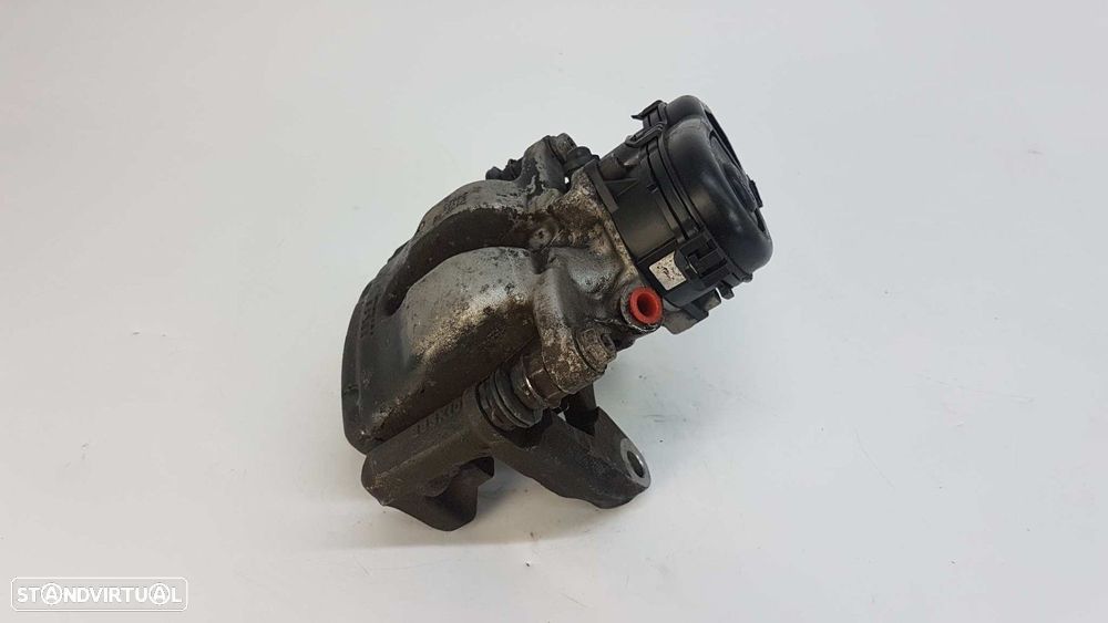 PINÇA DE TRAVÃO TRASEIRA ESQUERDA MERCEDES CLASE GLA (W156) GLA 200 CDI (156.908... - 1