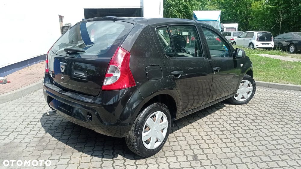 Dacia Sandero 1.2 16V Ambiance - 11