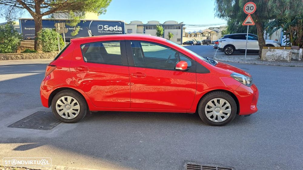 Toyota Yaris 1.4 D-4D Comfort 99g - 13