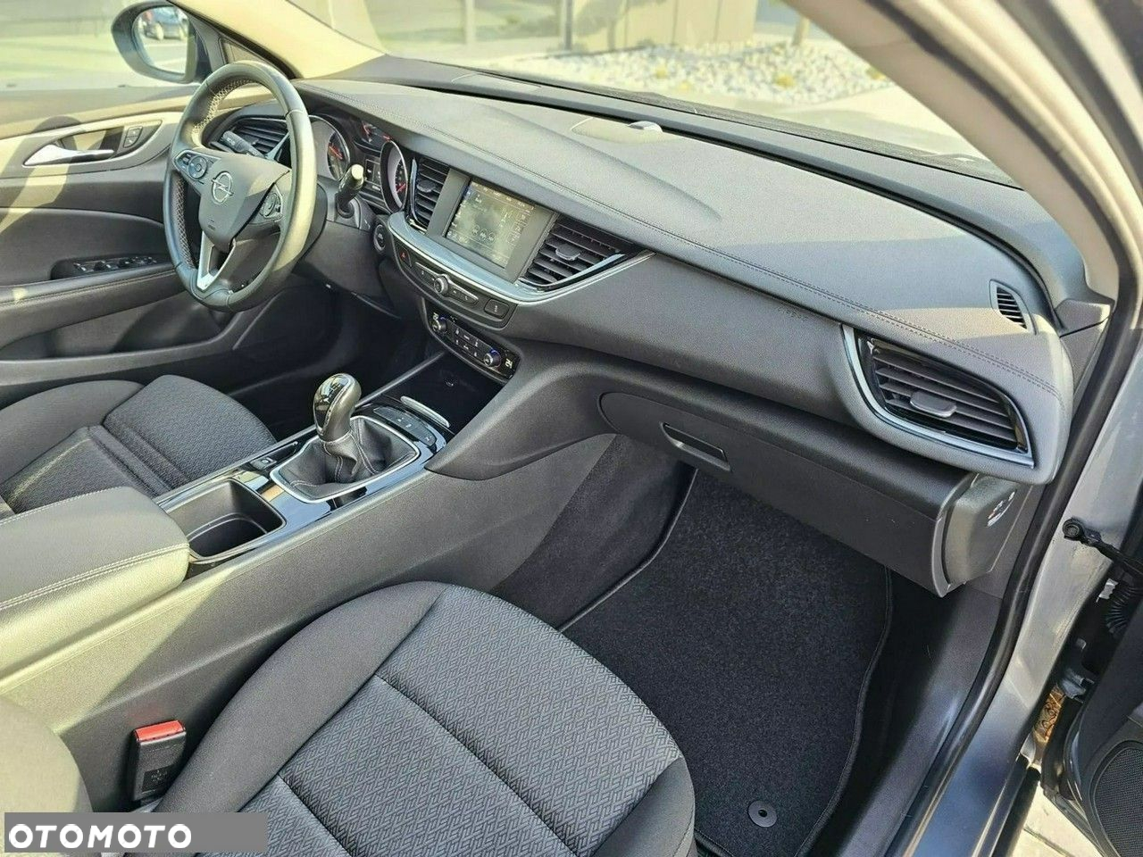 Opel Insignia - 29
