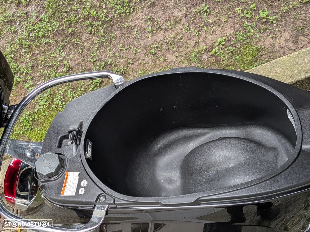 Vespa Primavera - 15