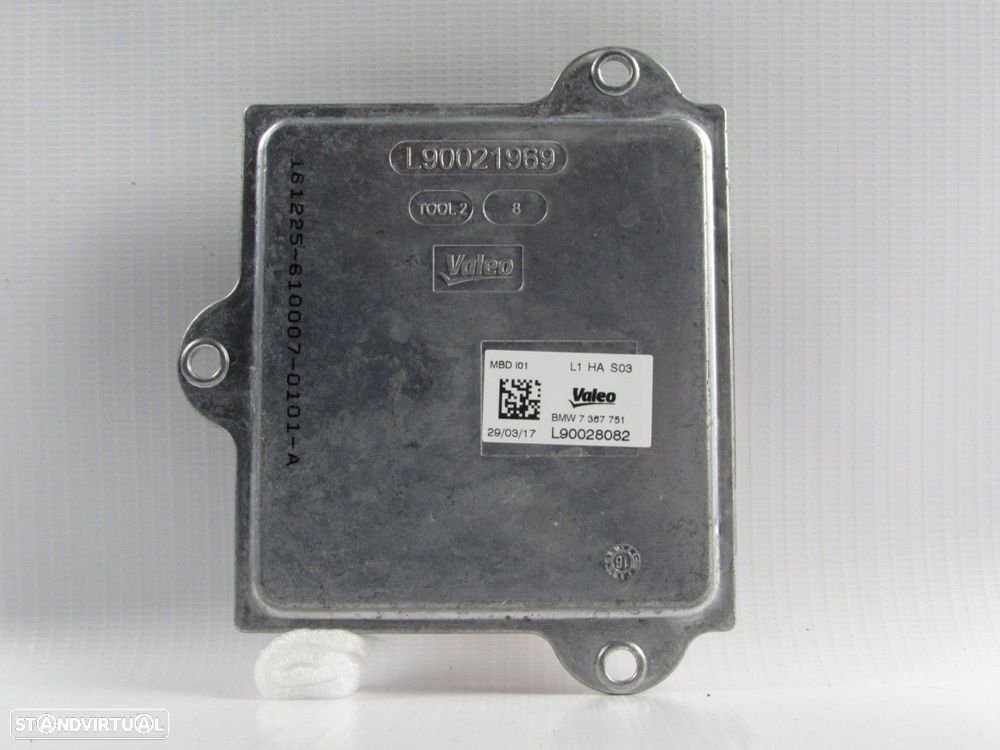 CENTRALINA LUZ CONDUÇÃO DIURNA Seminovo/ Original BMW i3 (I01) 63117367751. - 1