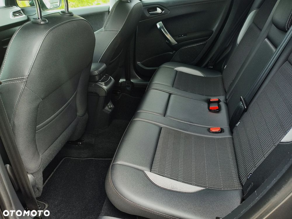 Peugeot 2008 - 26