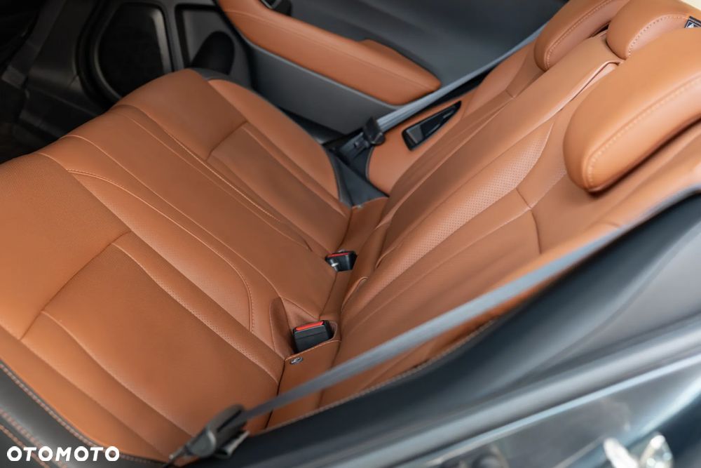 Subaru Outback 2.5i Platinum (EyeSight) Lineartronic - 33