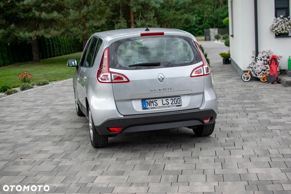 Renault Scenic - 26