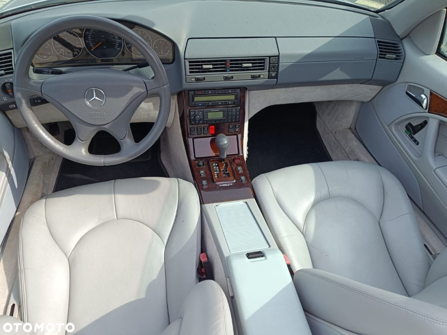 Mercedes-Benz SL - 28