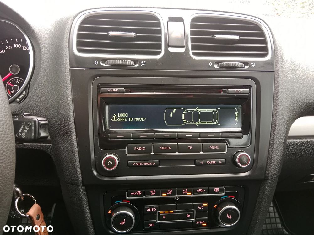 Volkswagen Golf 1.6 TDI DPF Comfortline - 17