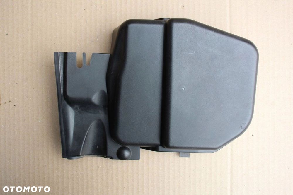 Osłona podszybia PRAWA BMW e90 e91 e92 e93 e81 e82 e87 e88 6925018 - 1
