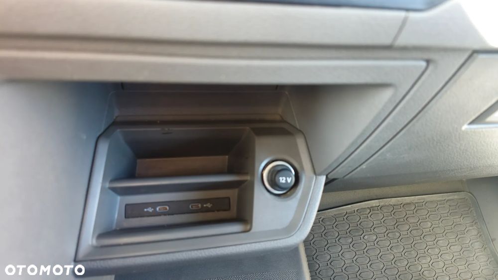 Volkswagen Crafter - 13