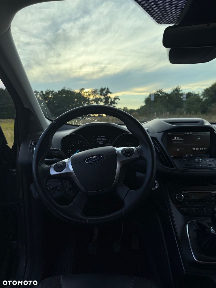 Ford Kuga 2.0 TDCi FWD Titanium - 11